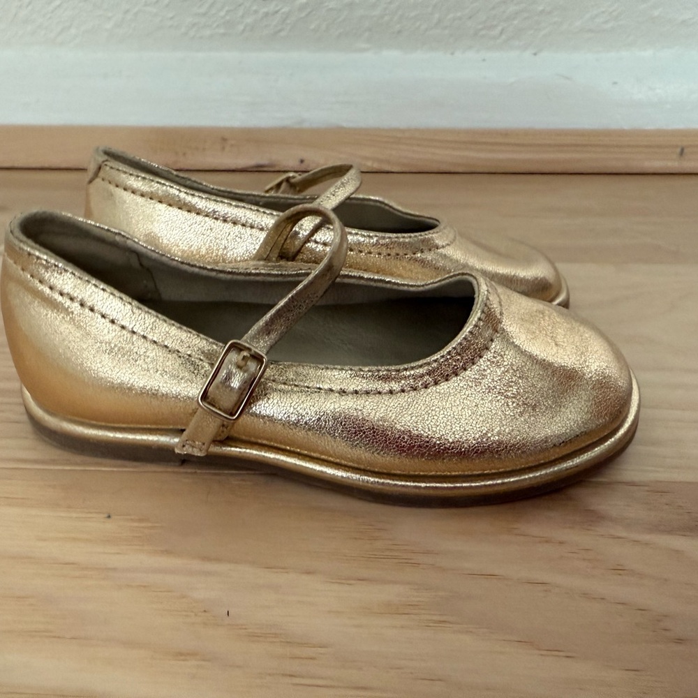 Zara Gold Mary Jane Dress Shoes for Kids